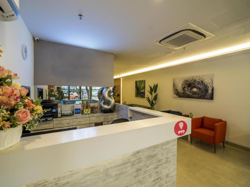 Oyo 264 City Edge Hotel Kuala Lumpur Esterno foto